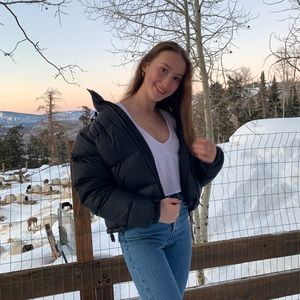 Meet your Posher, Mackenzie